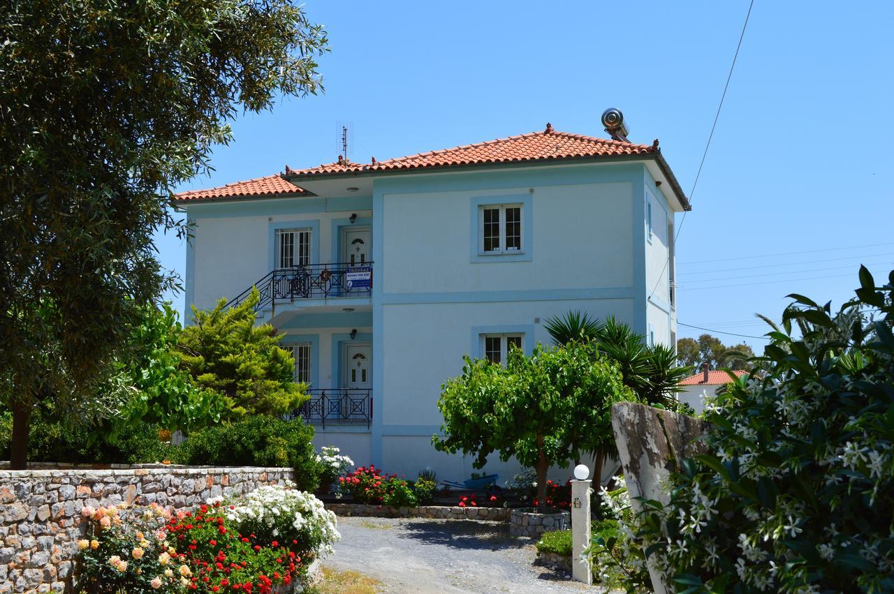 Amera - Troumpas Family Apartments Leonídion Dış mekan fotoğraf