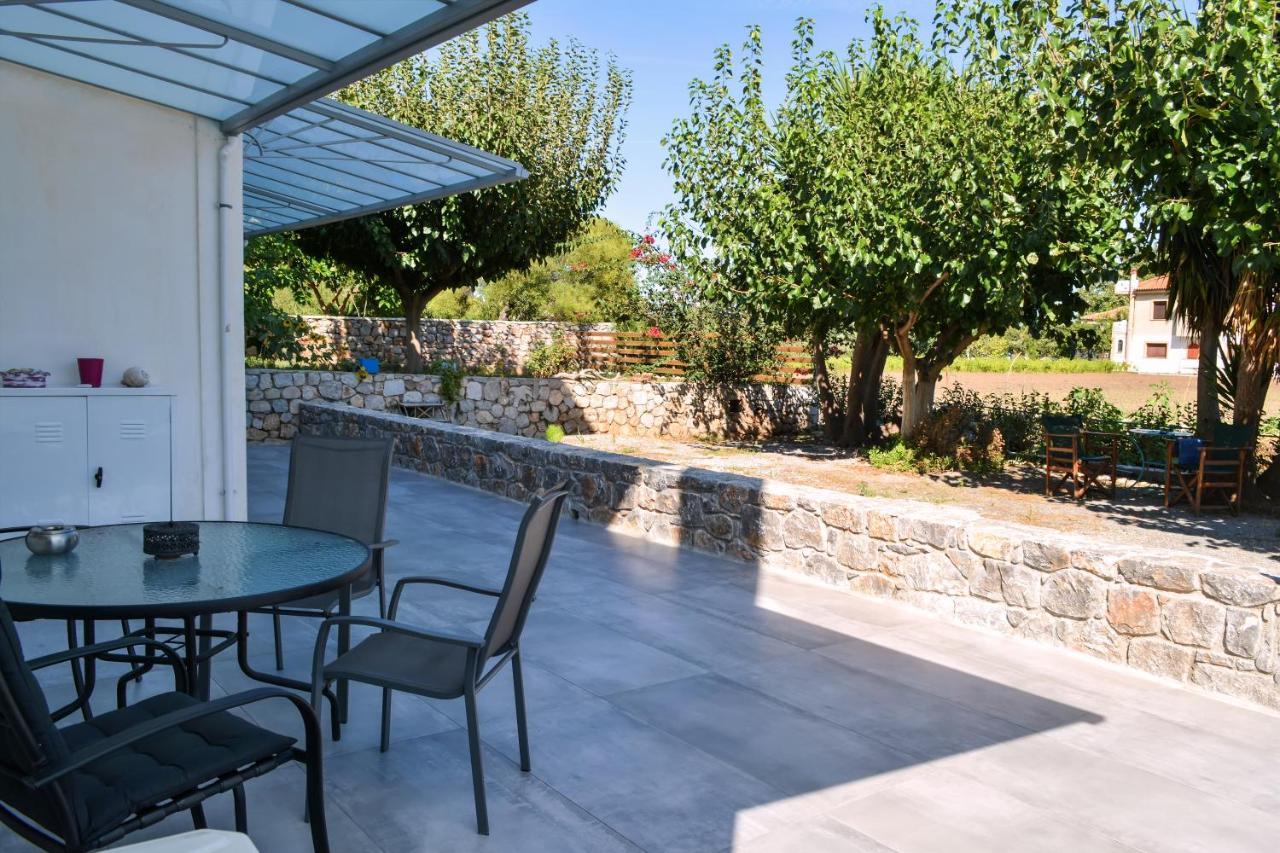 Amera - Troumpas Family Apartments Leonídion Dış mekan fotoğraf